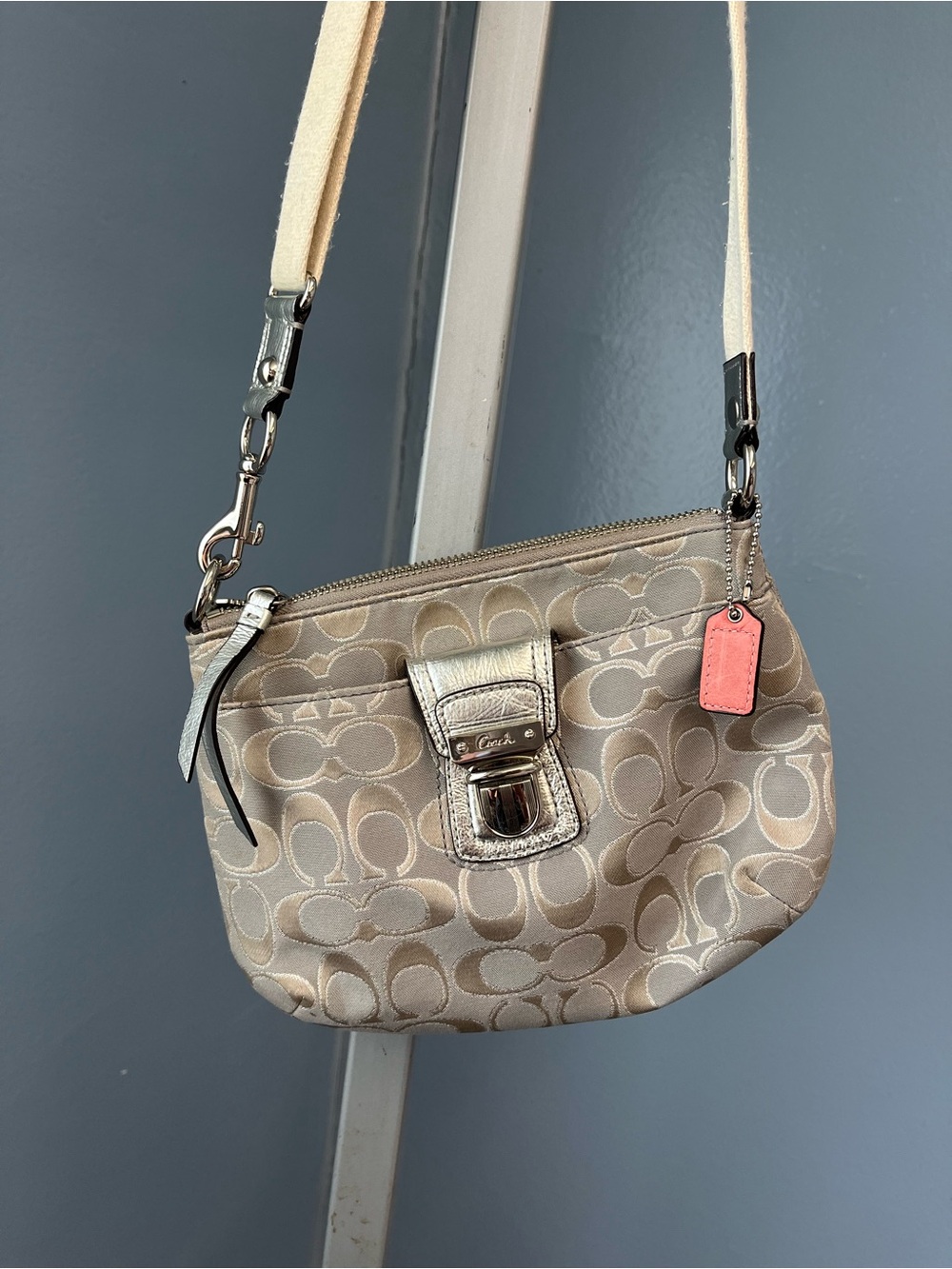 Coach Beige Signature Crossbody with Pink Hang Tag